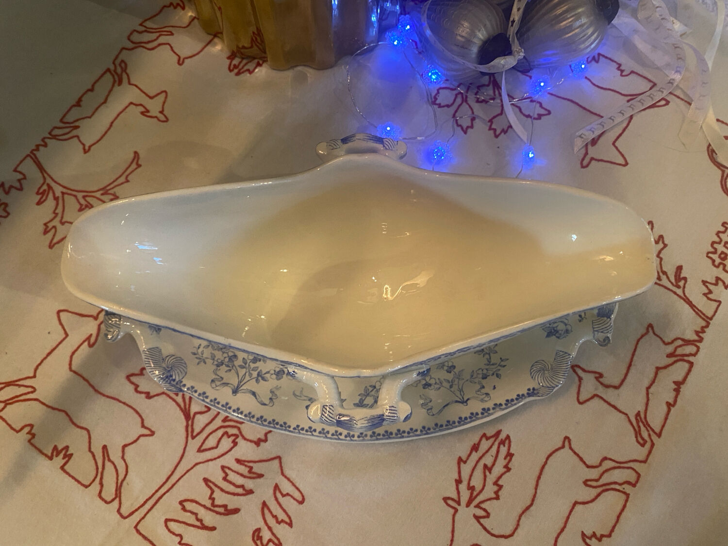 Mozart pattern earthenware gravy boat stamped Sarreguemines