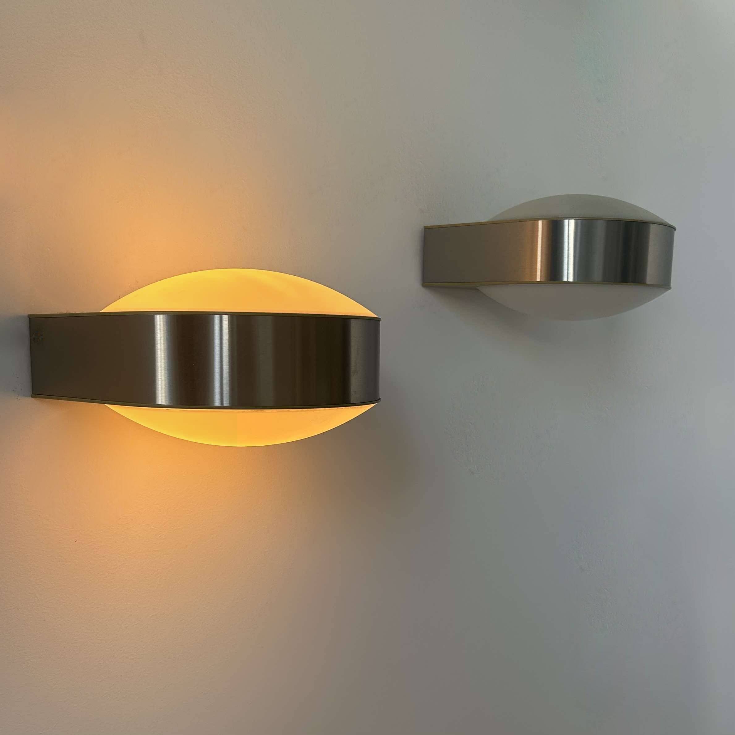 Pair of vintage modernist wall lights, Perspex, Holland 1980
