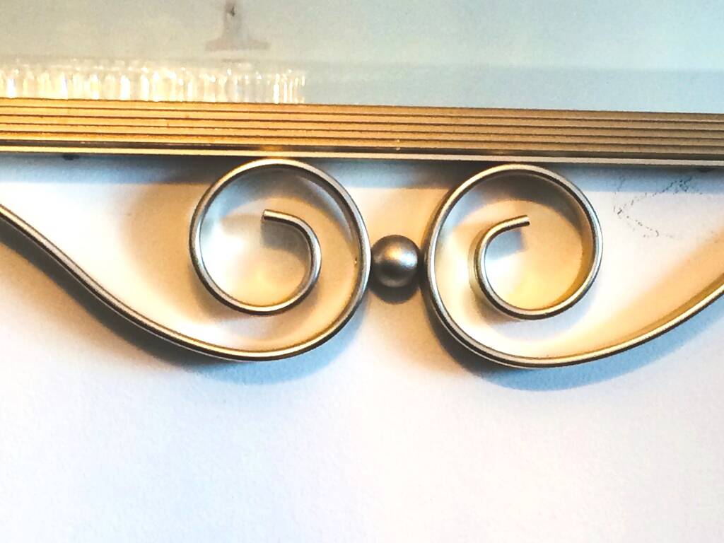 50s gilded brass mirror. Vintage. Hollywood Regency