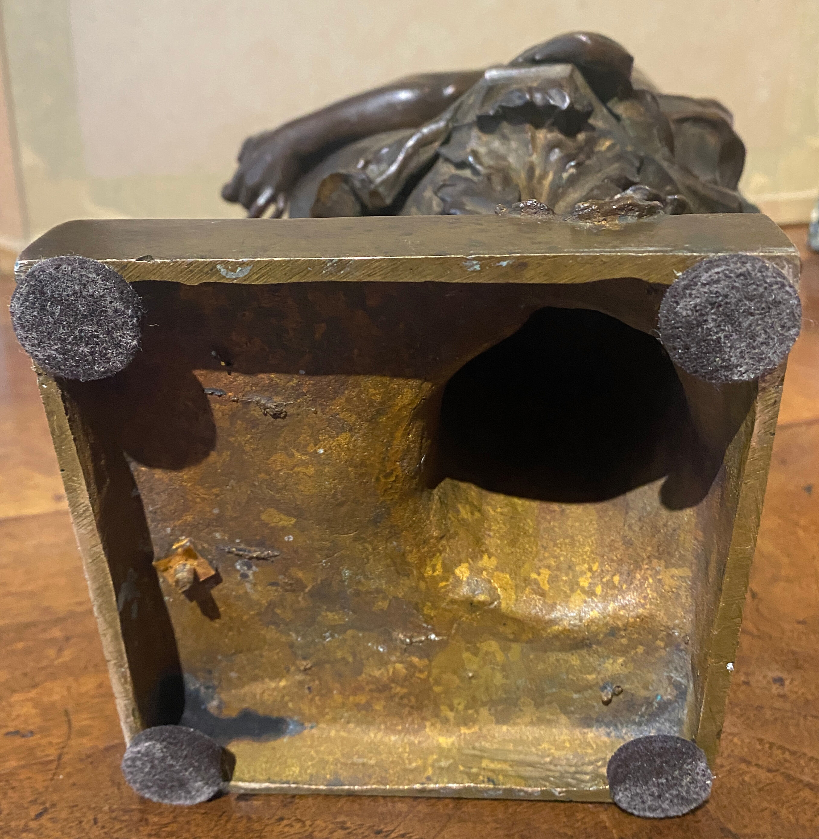 Bronze ancient allegory of the "Arts" sculpture