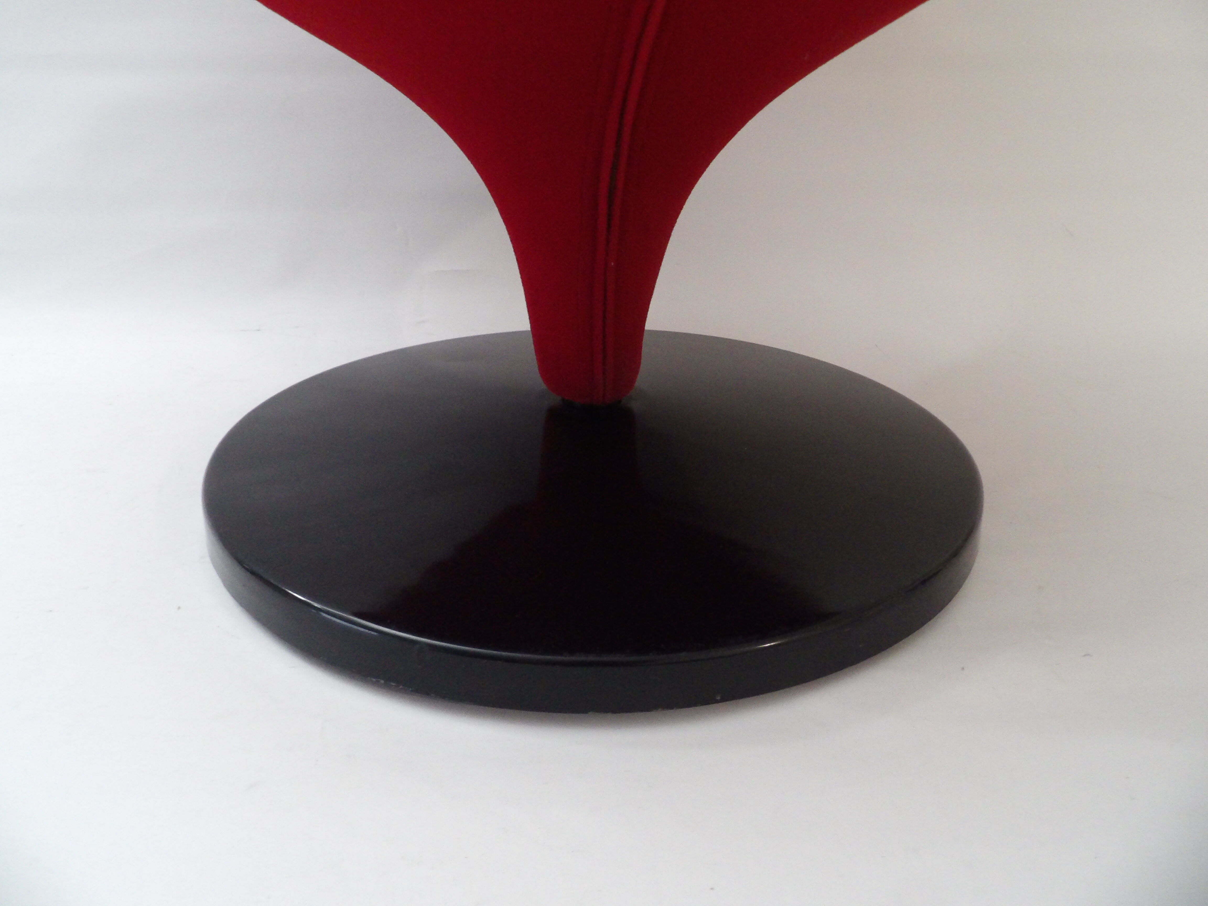 Fauteuil "Luna" de Pierre Guariche pour Meuop