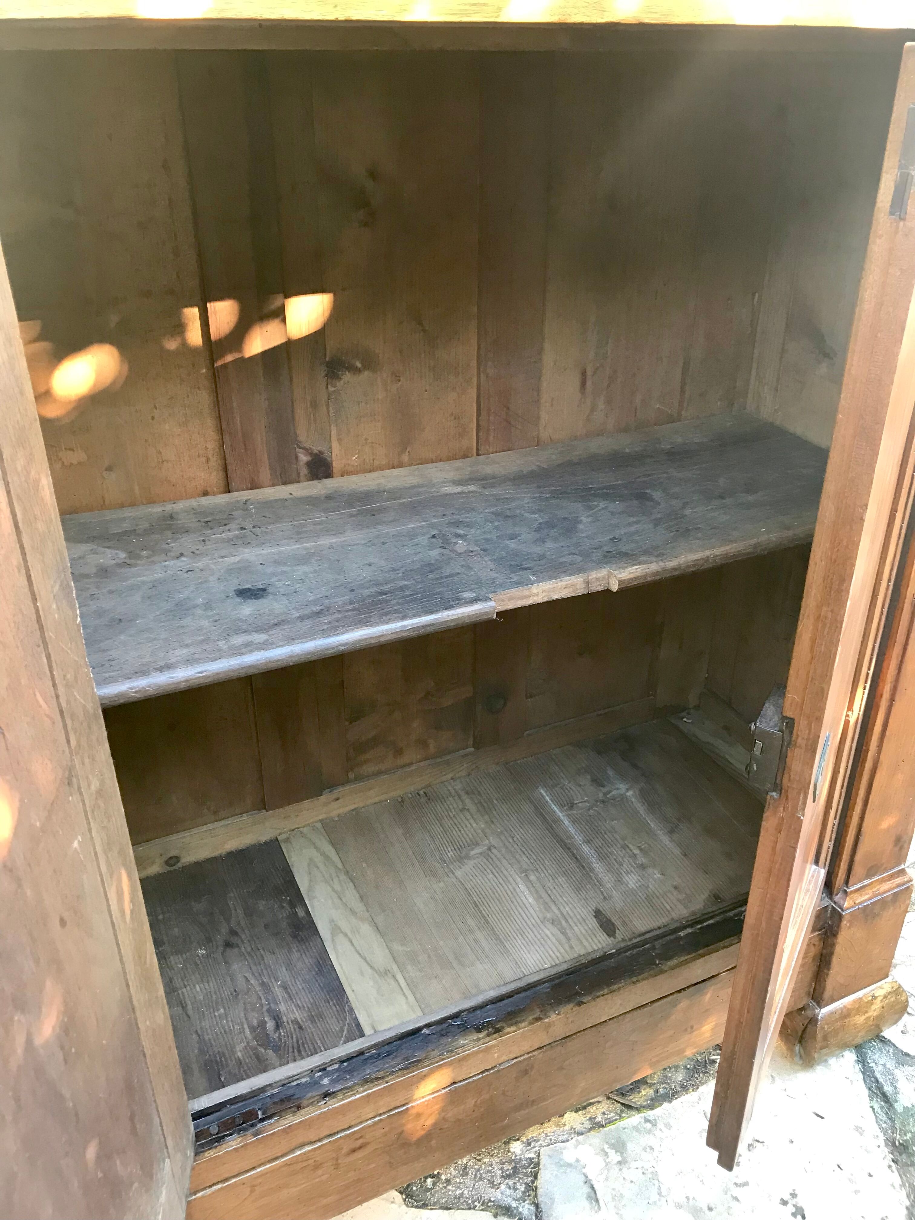 Nineteenth walnut directoire buffet