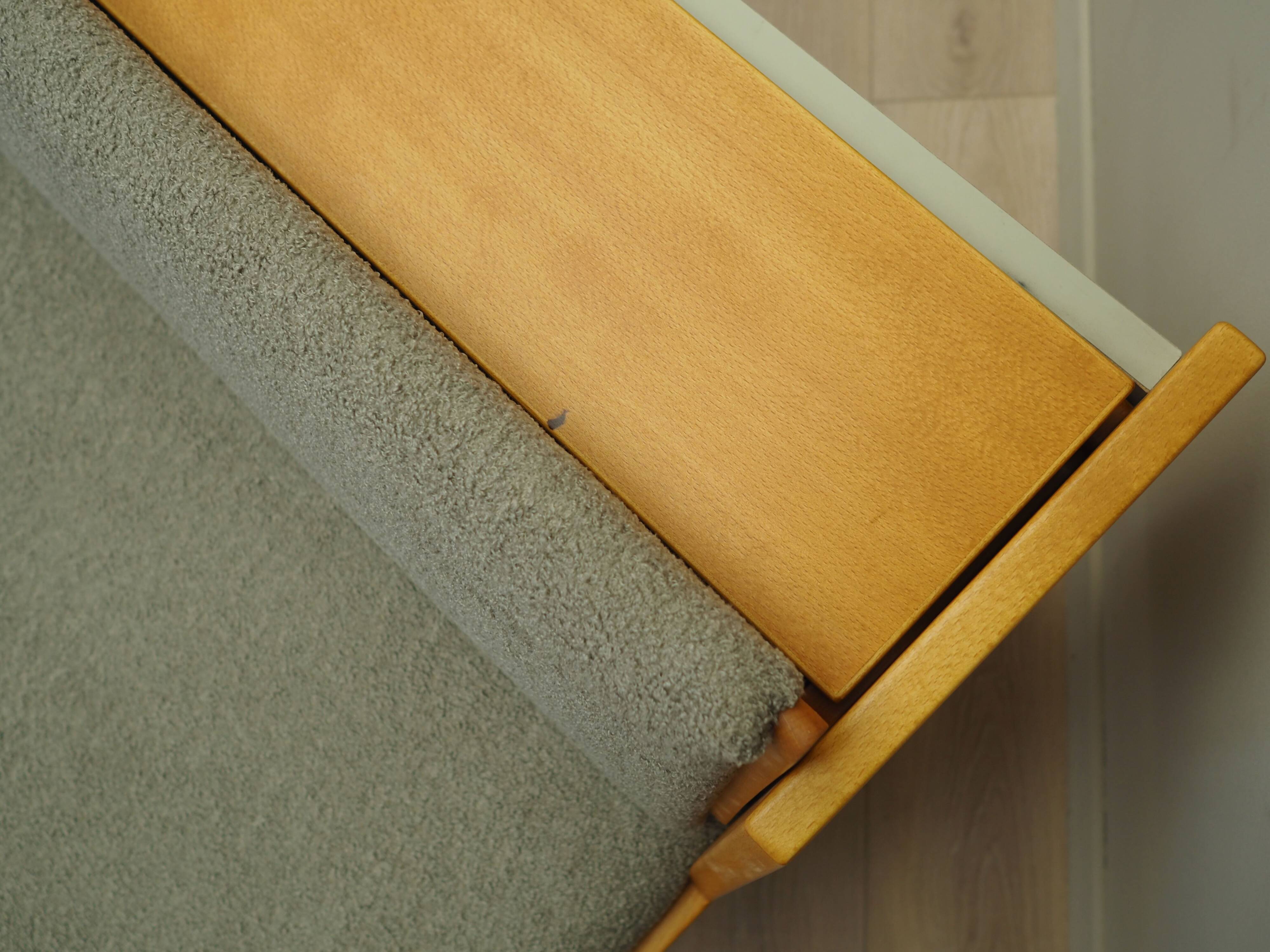 Canapé en hêtre, design danois, années 1960, designer : Hans. J. Wegner, manufacture : Getama