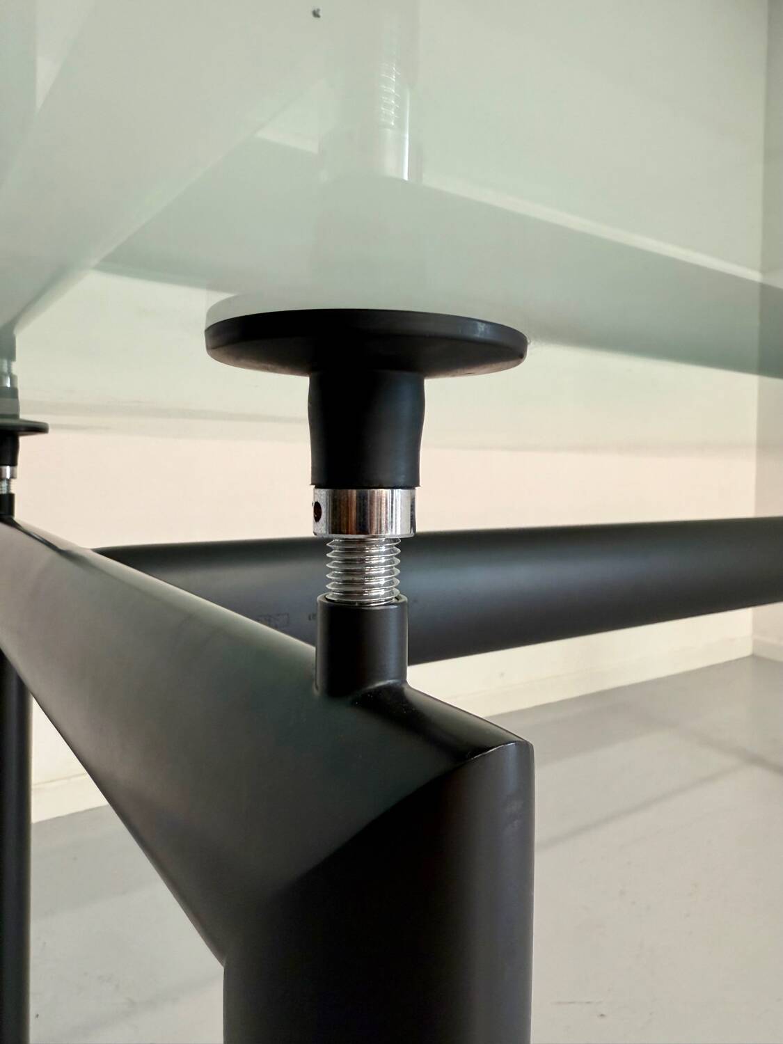 Le Corbusier Cassina LC6 vintage glass dining table