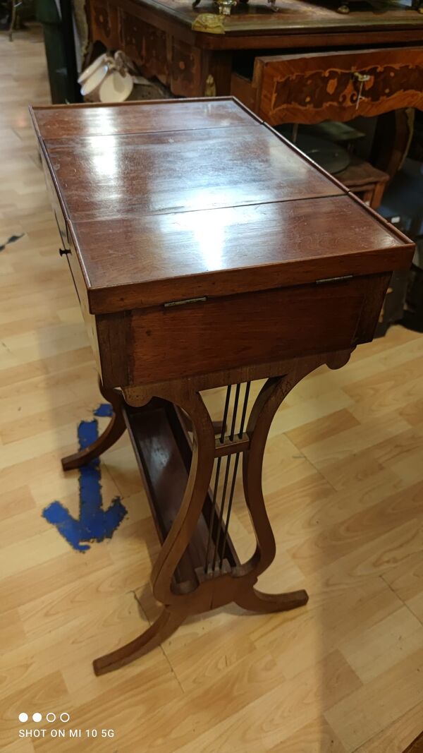 Coiffeuse lyre en acajou de Cuba massif d'époque Directoire