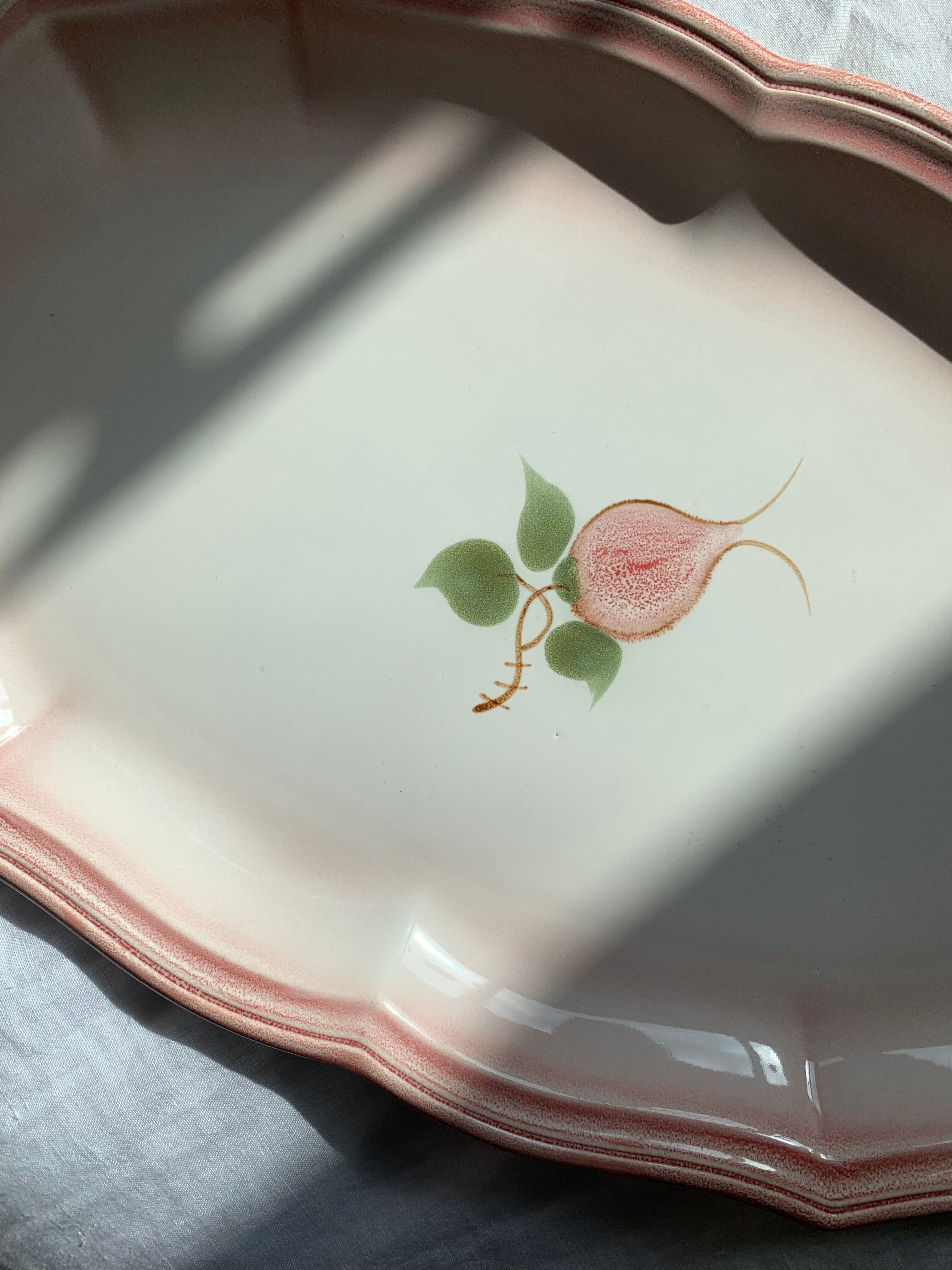 Large pink dish in Salins porcelain (identical oyster plates)