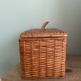 Small vintage wicker chest with clasp