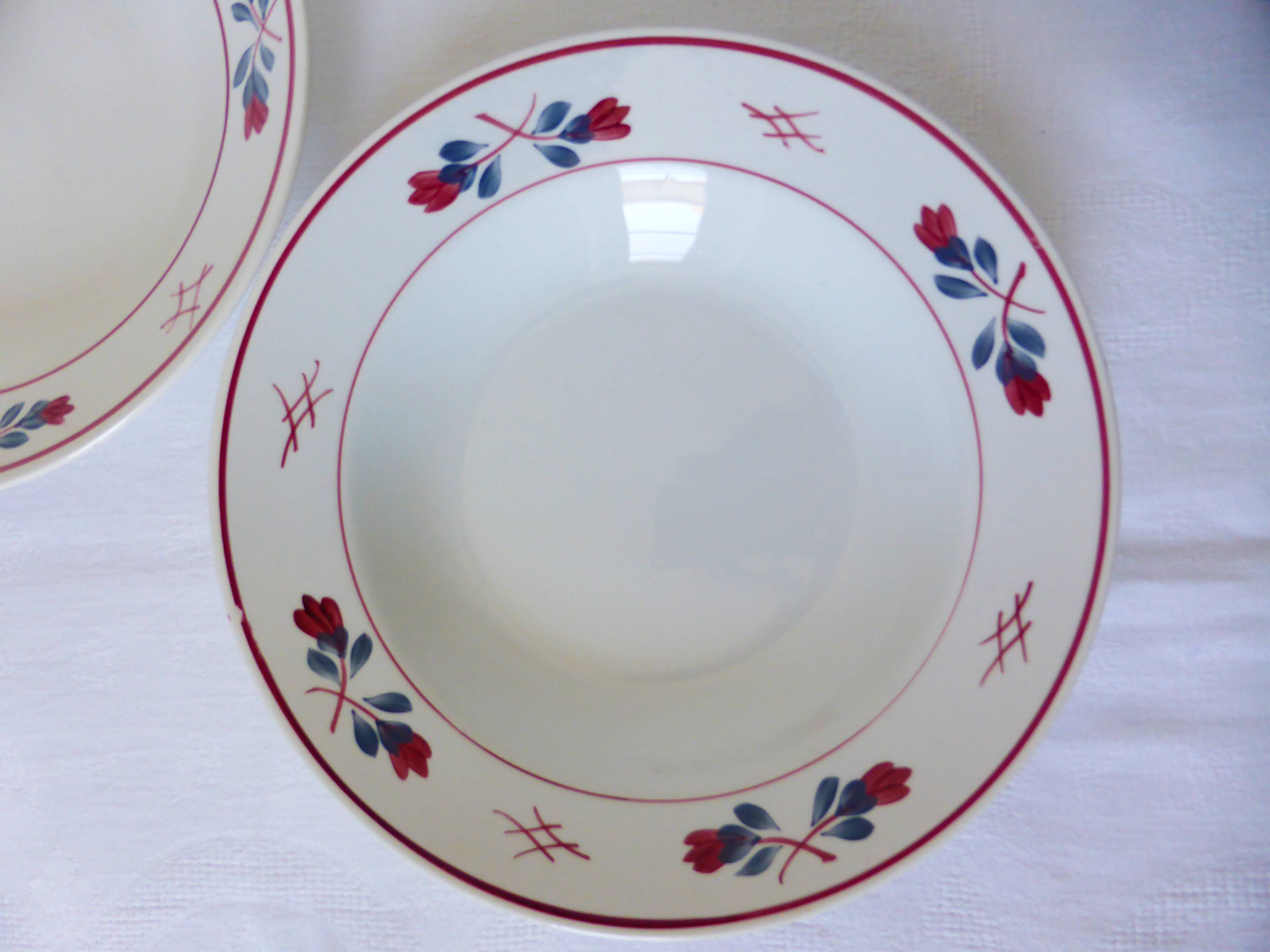 2 assiettes creuses Céranord St Amand Adeline 210604