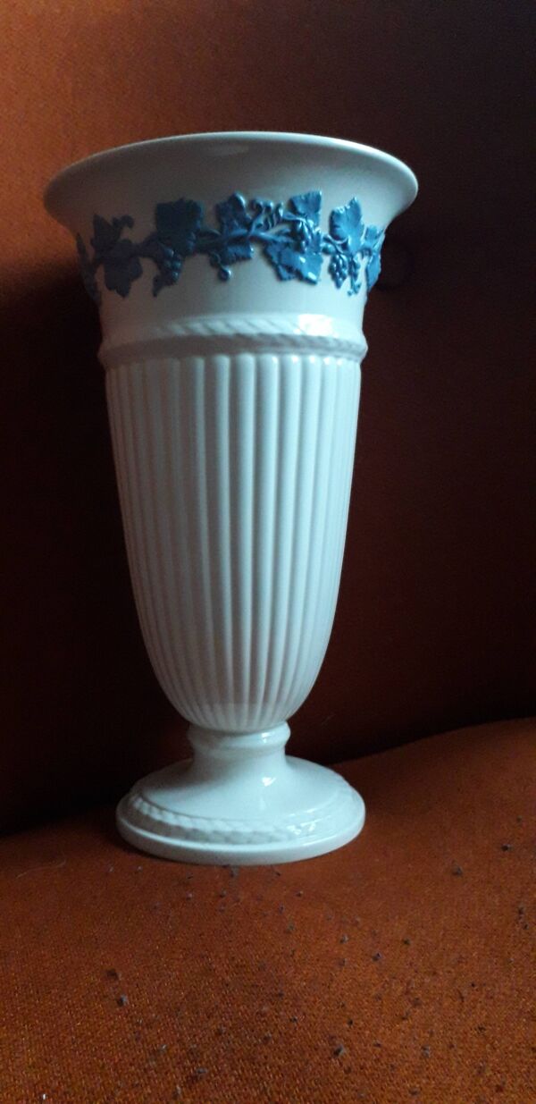 Vase vintage anglais en Wedgwood