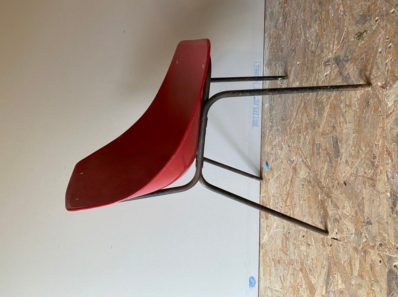 Shell chair Pierre Guariche