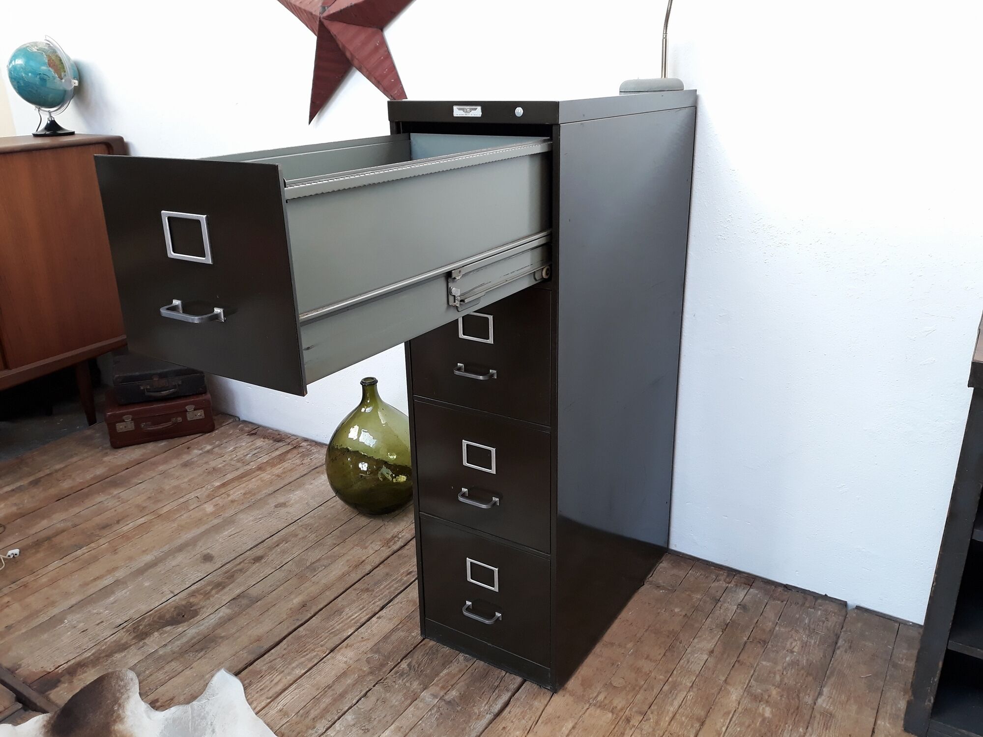 Industrial furniture metal drawers YAC 1950 vintage