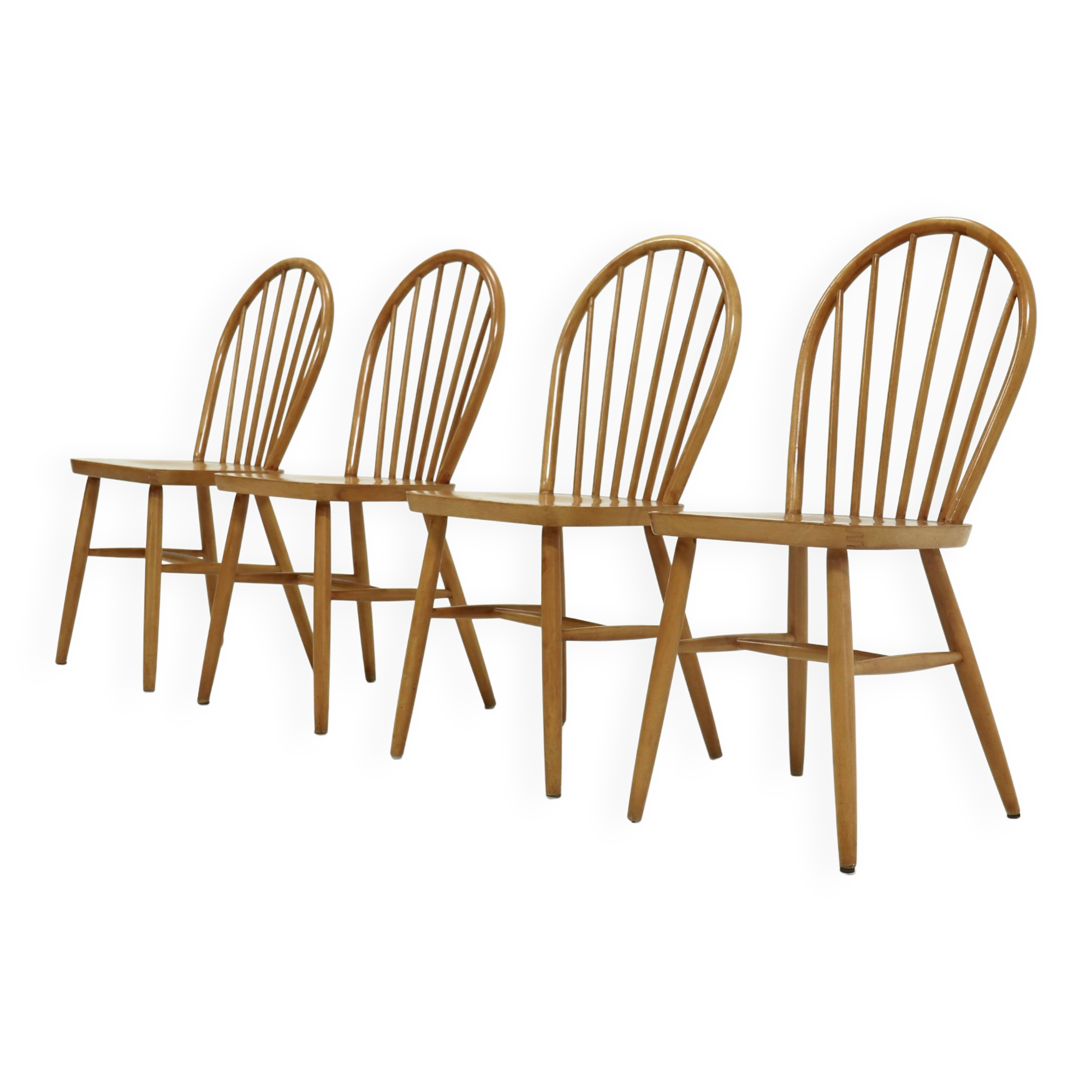4 chaises de salle à manger scandinaves à dossier à fuseaux, style Akerblom années 1960