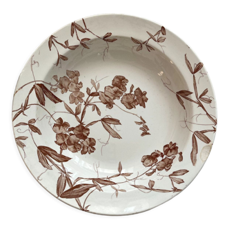 Hollow dish in iron earth sweet peas, Creil and Montereau