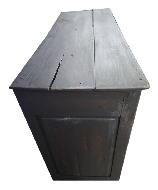 Commode de montagne noire