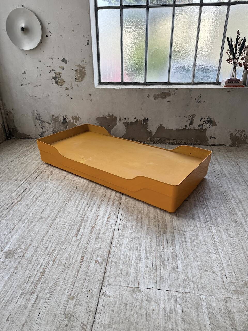 Ozoo single bed by Marc Berthier for Roche Bobois, 1967