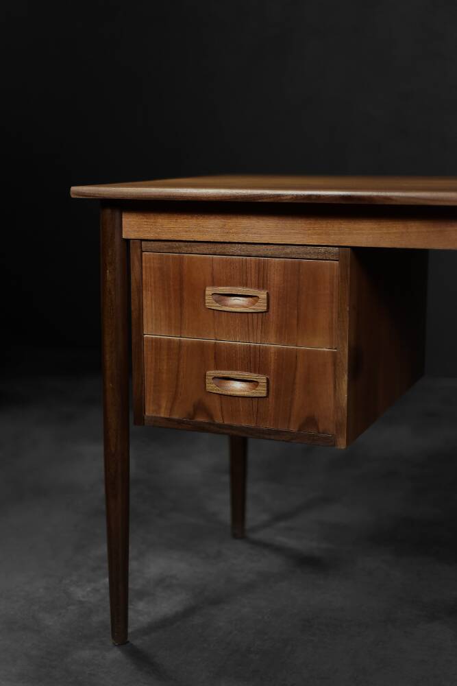 Classic vintage Scandinavian modern teak wood desk with drawers, 1960s