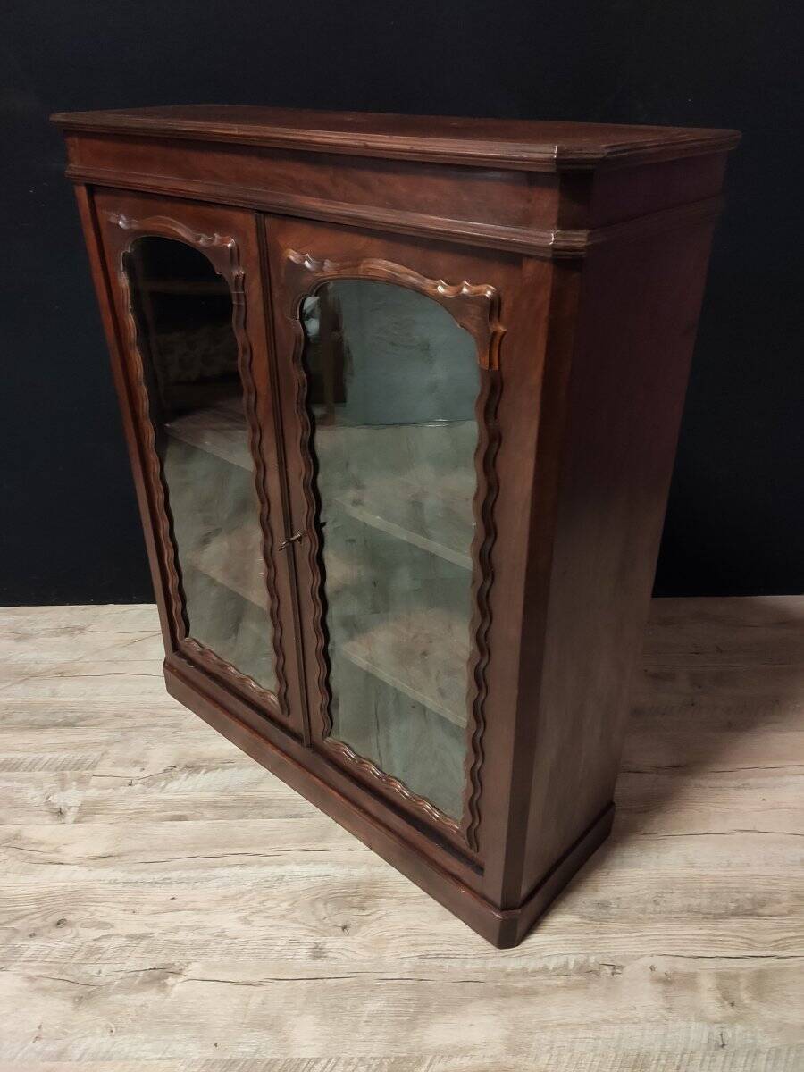 Napoleon III Glazed Bibus In Mahogany