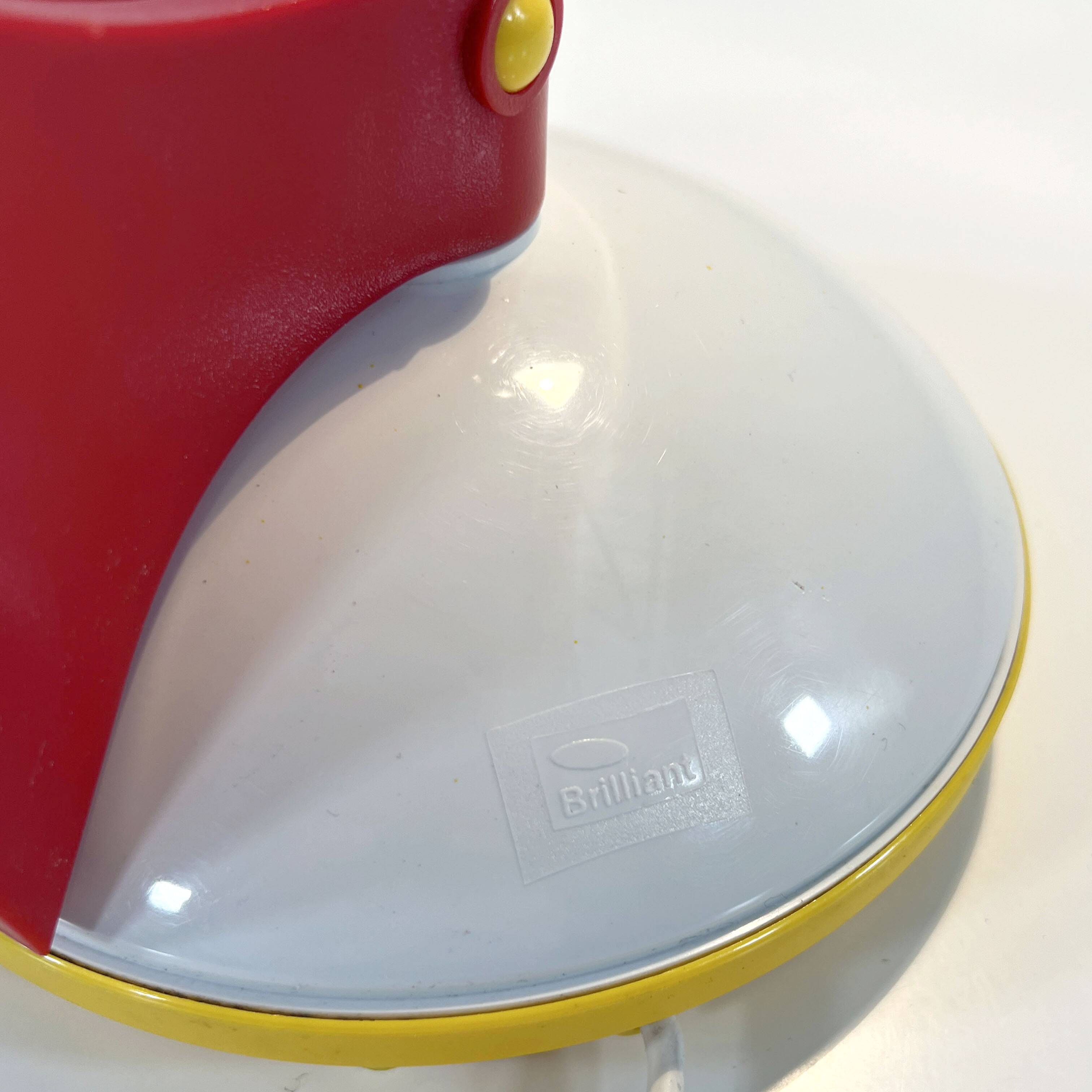 Lampe de bureau toucan rouge et blanche de brilliant leuchten Germany, 1980