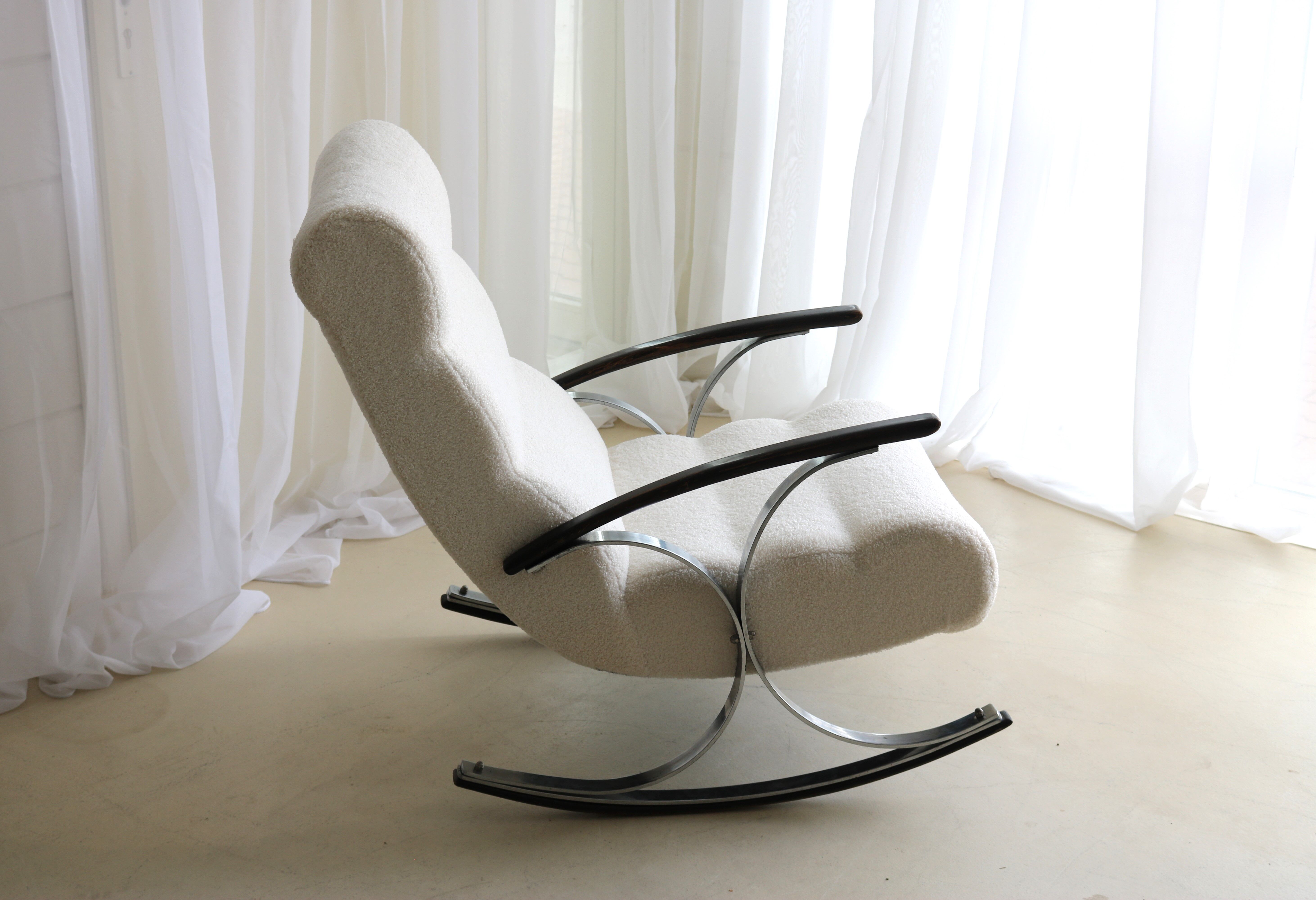 Vintage rocking chair