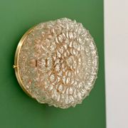 Applique ou plafonnier globe vintage en verre moulé