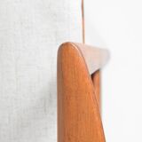 Fauteuil scandinave restauré avec repos-pieds, icône des années 60, tissu marron, teck