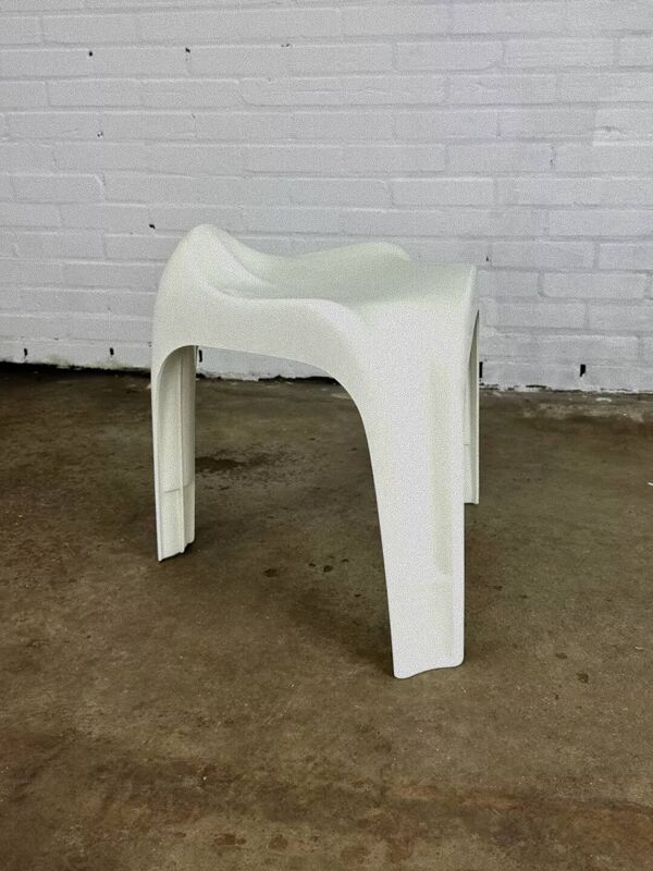 Tabouret blanc Casalino, Casala — Alexander Begge