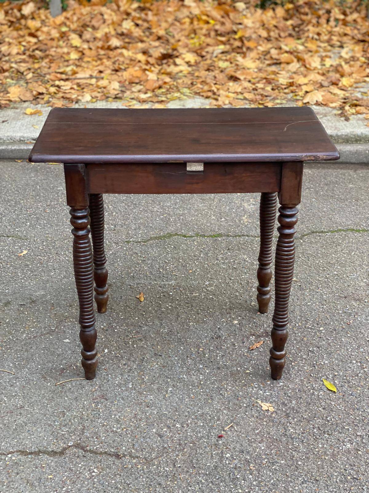 Solid wood table with turned legs, 19th century, 77x42cm