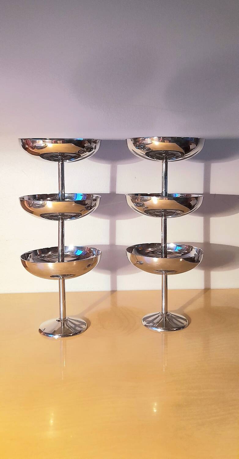 Set of 6 stainless steel ice cream/dessert cups