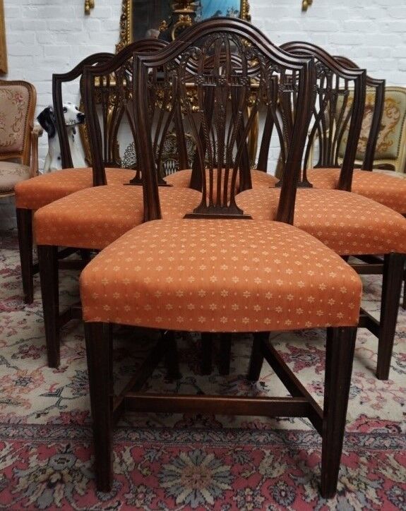 Lot of 6 george iii mahogany hepplewhite style chairs