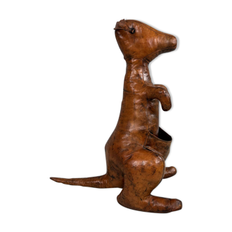 Dimitri Omersa leather magazine pouch kangaroo, Almazán, Spain, 1970 (Stamped)