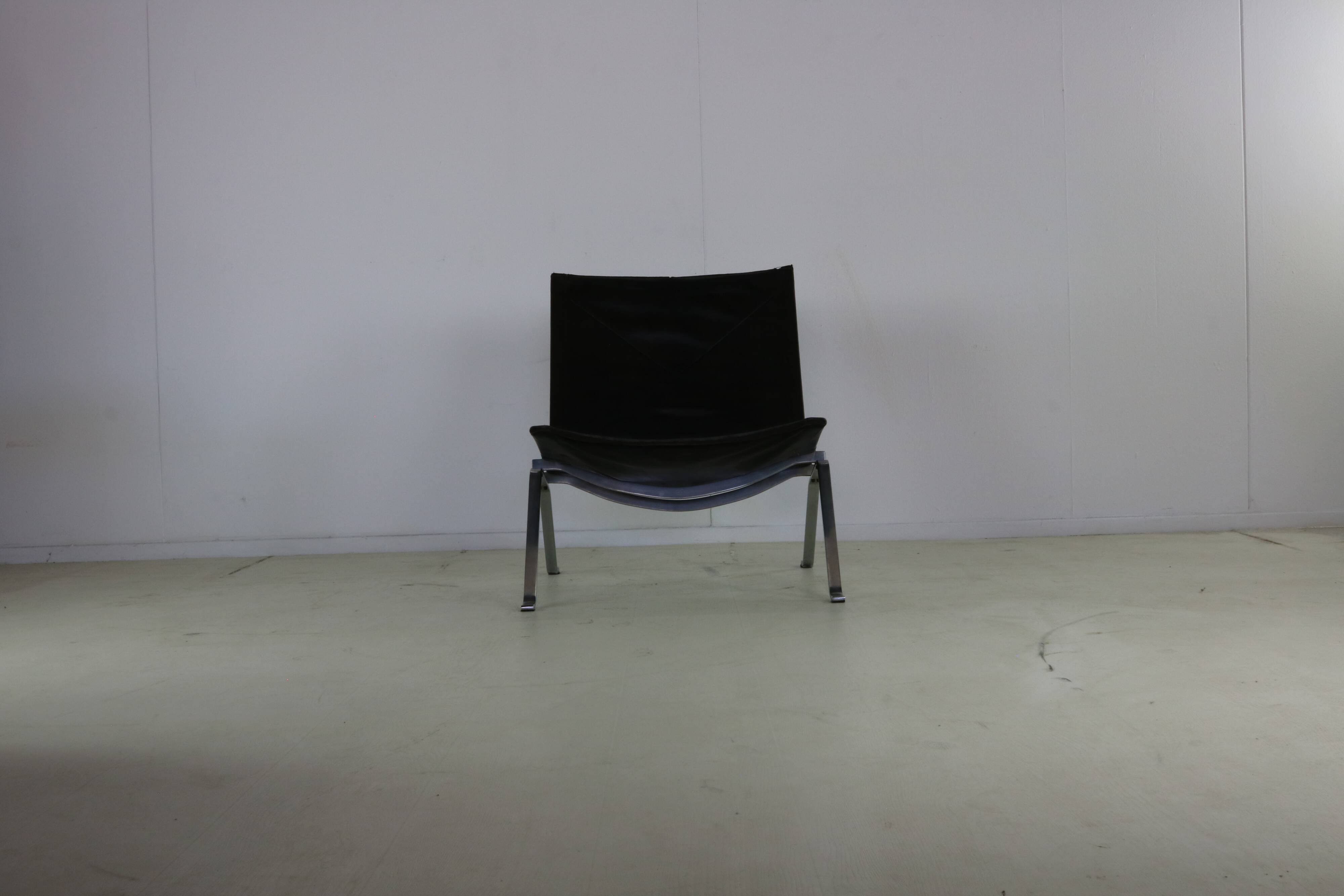 Danish design lounge chair by Poul Kjærholm for E. Kold Christensen