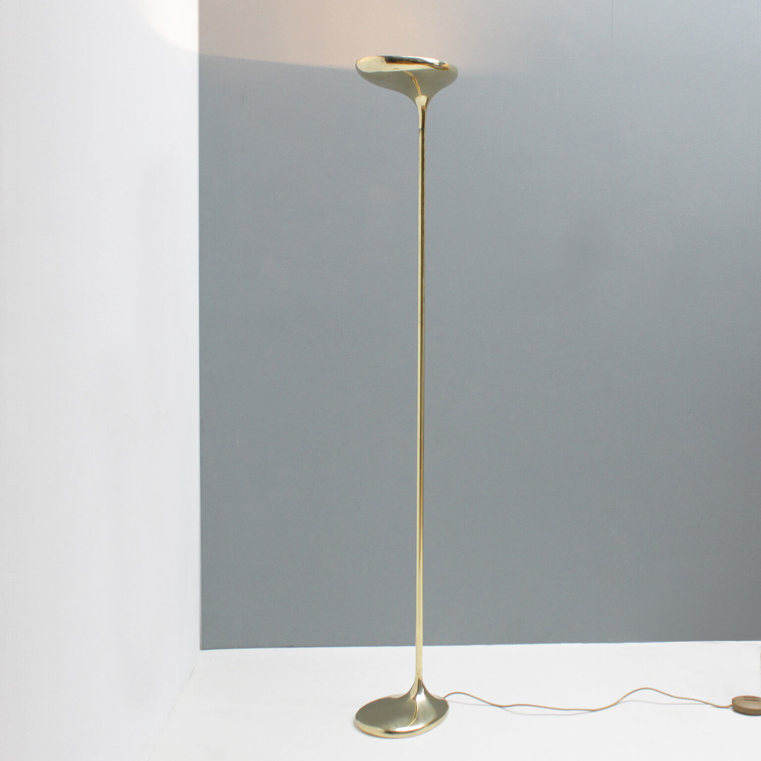 Sculptural Italian Floor Lamp by Giovanni Santoni for C.S. Arte