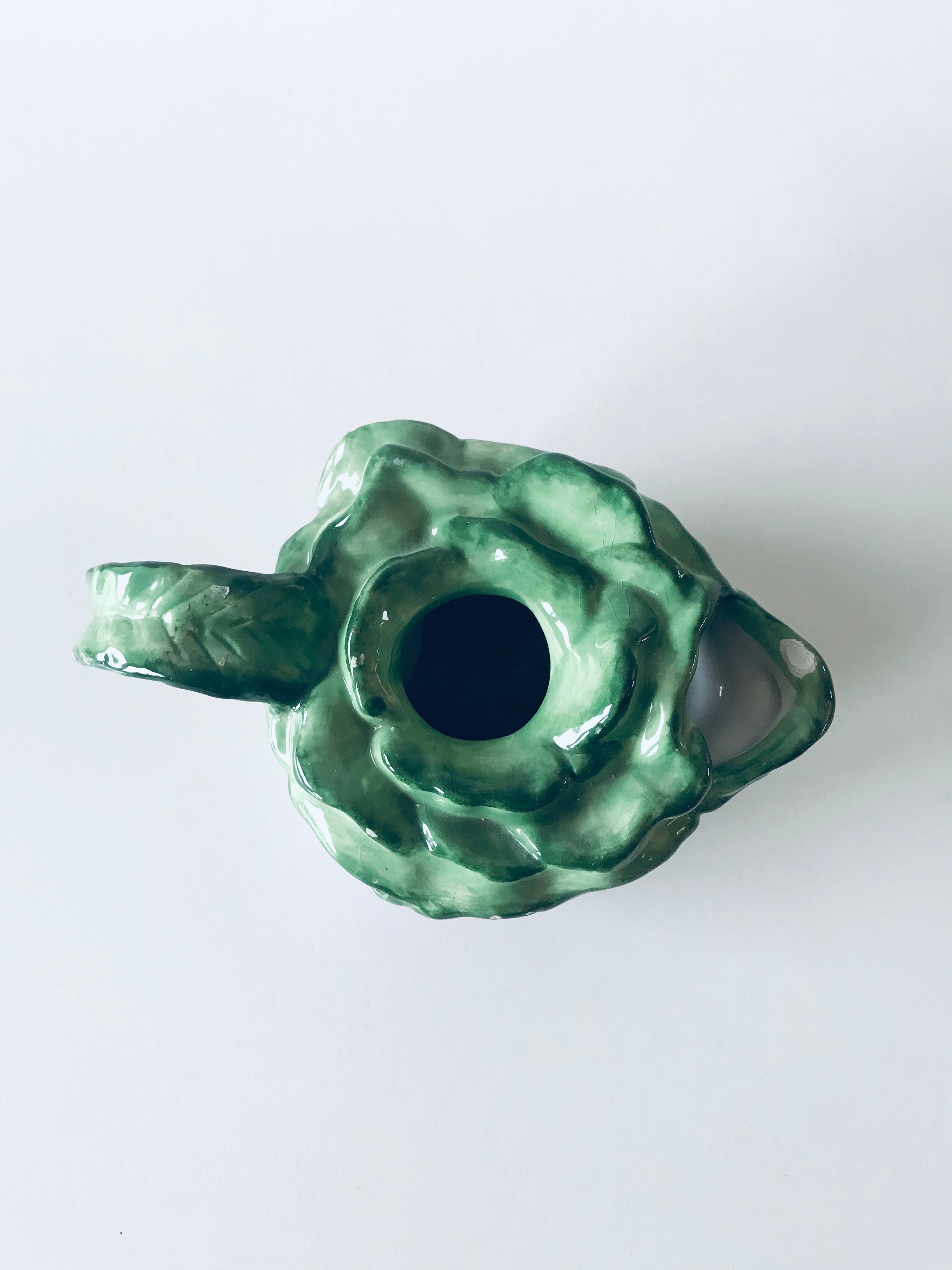 Pitcher dabbling turnip