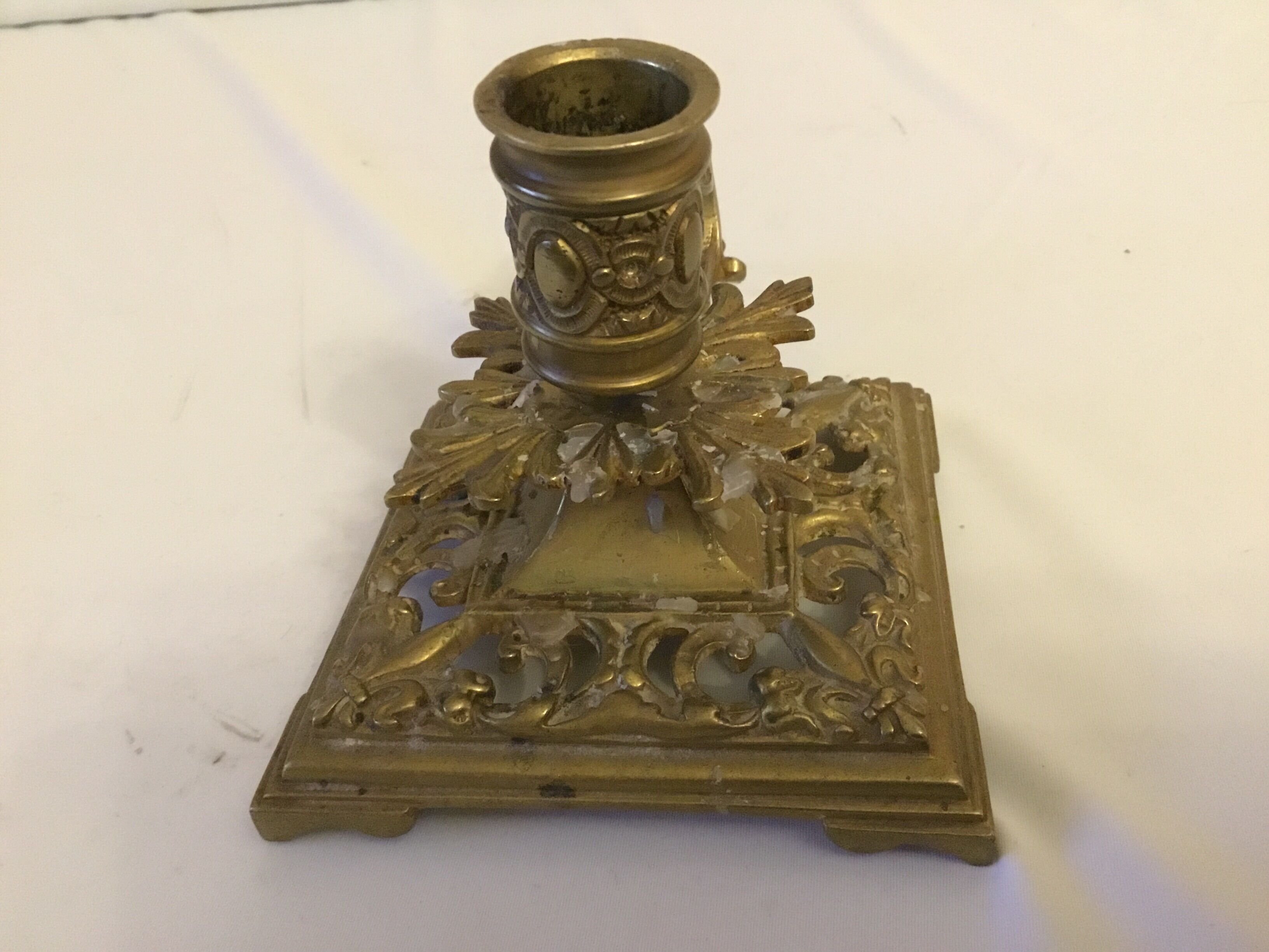 LED cellar candlestick 18- 19th open décor fleur de lys