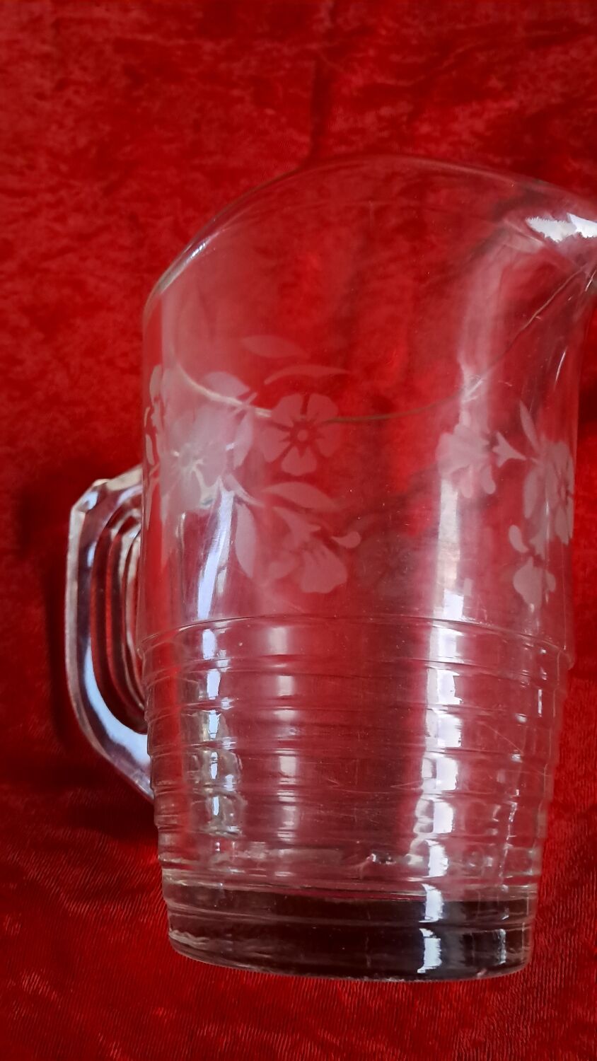 Carafe and glasses
