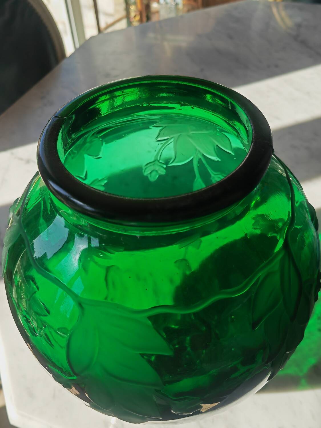 Art Deco emerald vase
