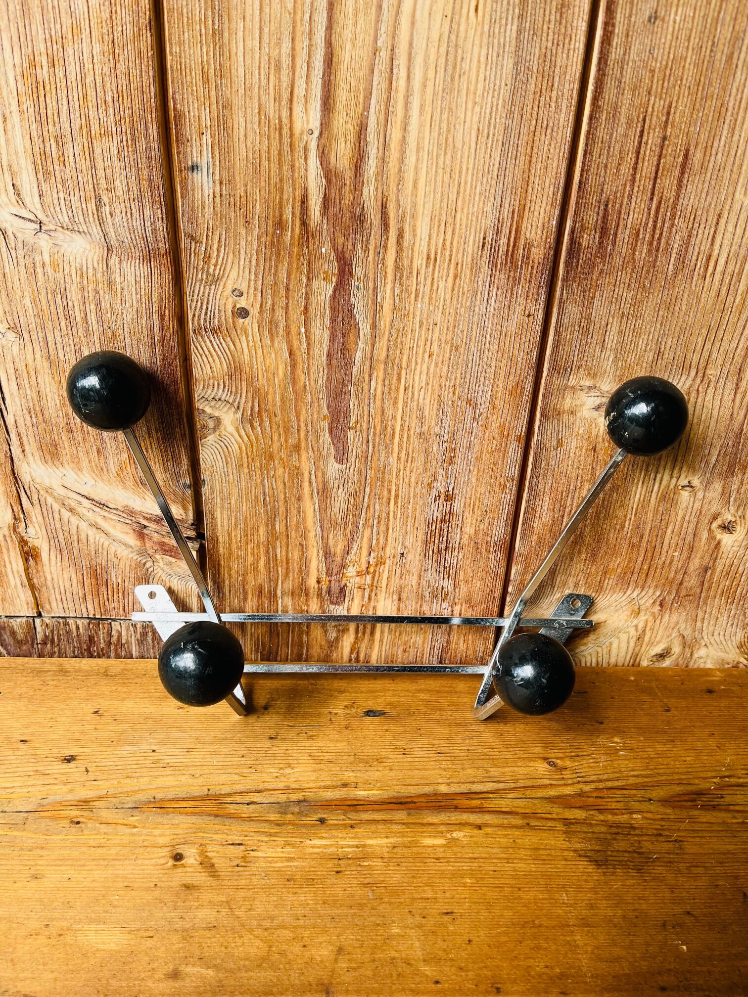 Vintage wall coat rack 4 hooks