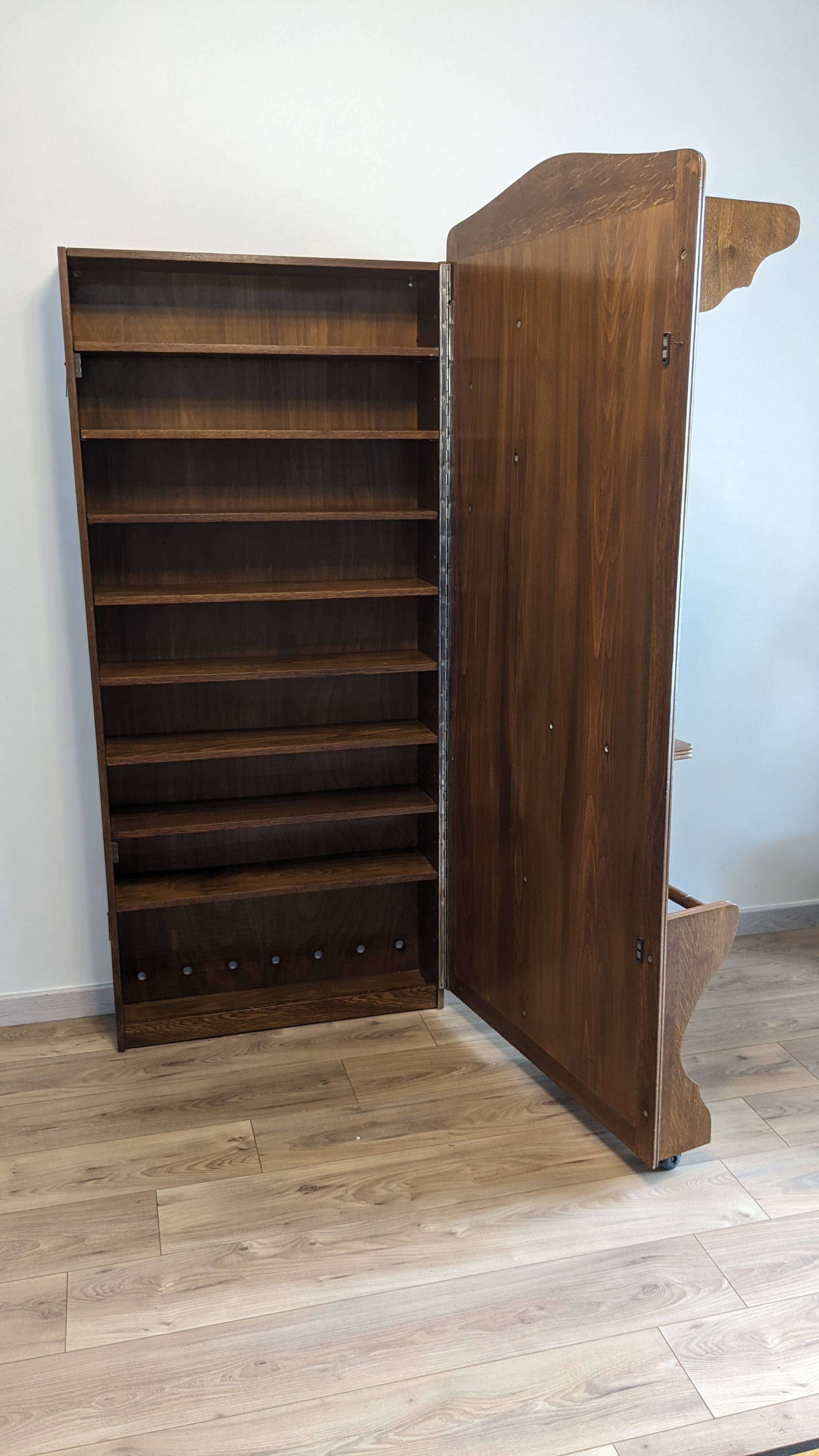 Solid wood opening entrance cabinet