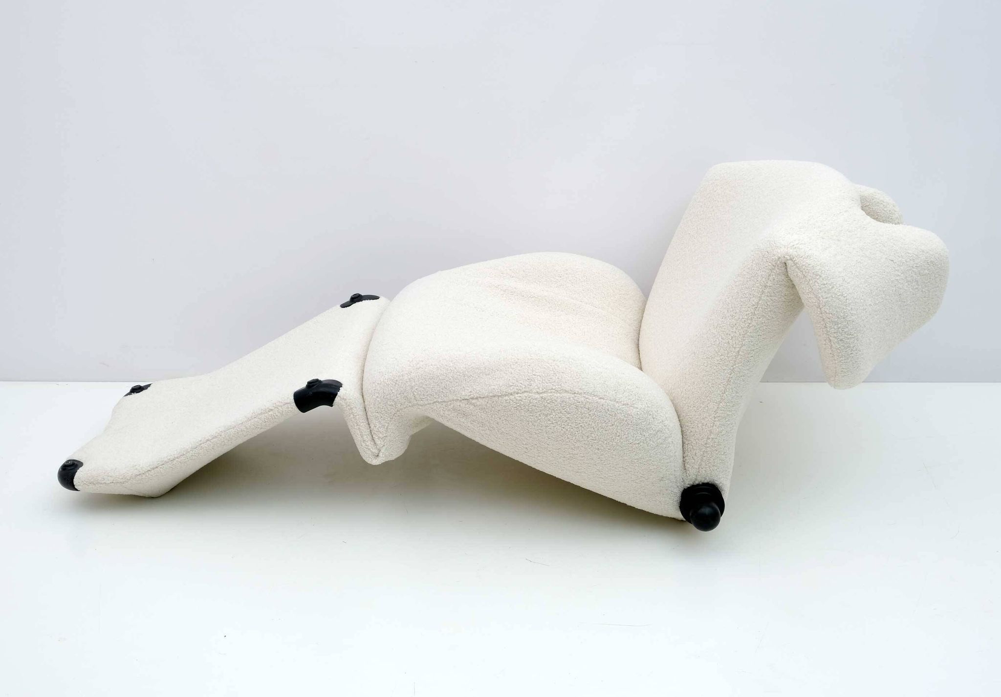 Bouclè Wink Lounge Chair by Toshiyuki Kita for Cassina, 1980s