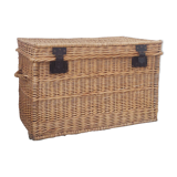 Wicker trunk