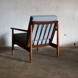 Scandinavian chair in teak