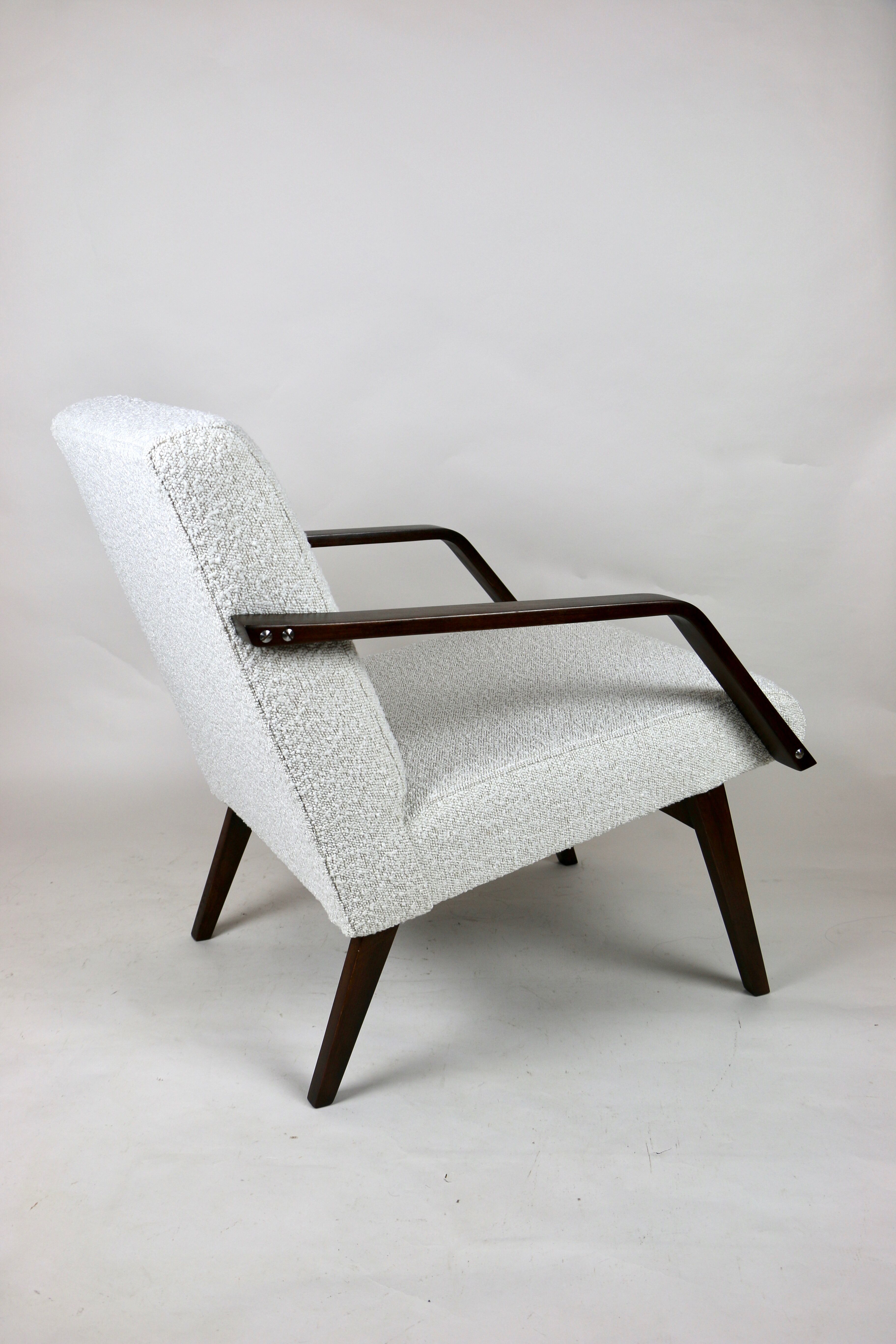 Vintage white Boucle Club Armchairs, 1970s