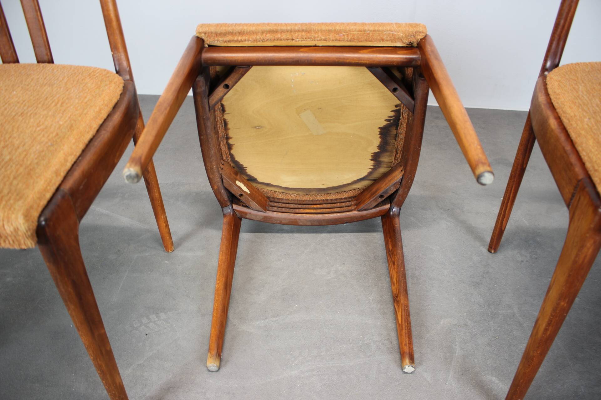 Ensemble de trois chaises de salle à manger des années 1970 par Drevotvar, Tchécoslovaquie