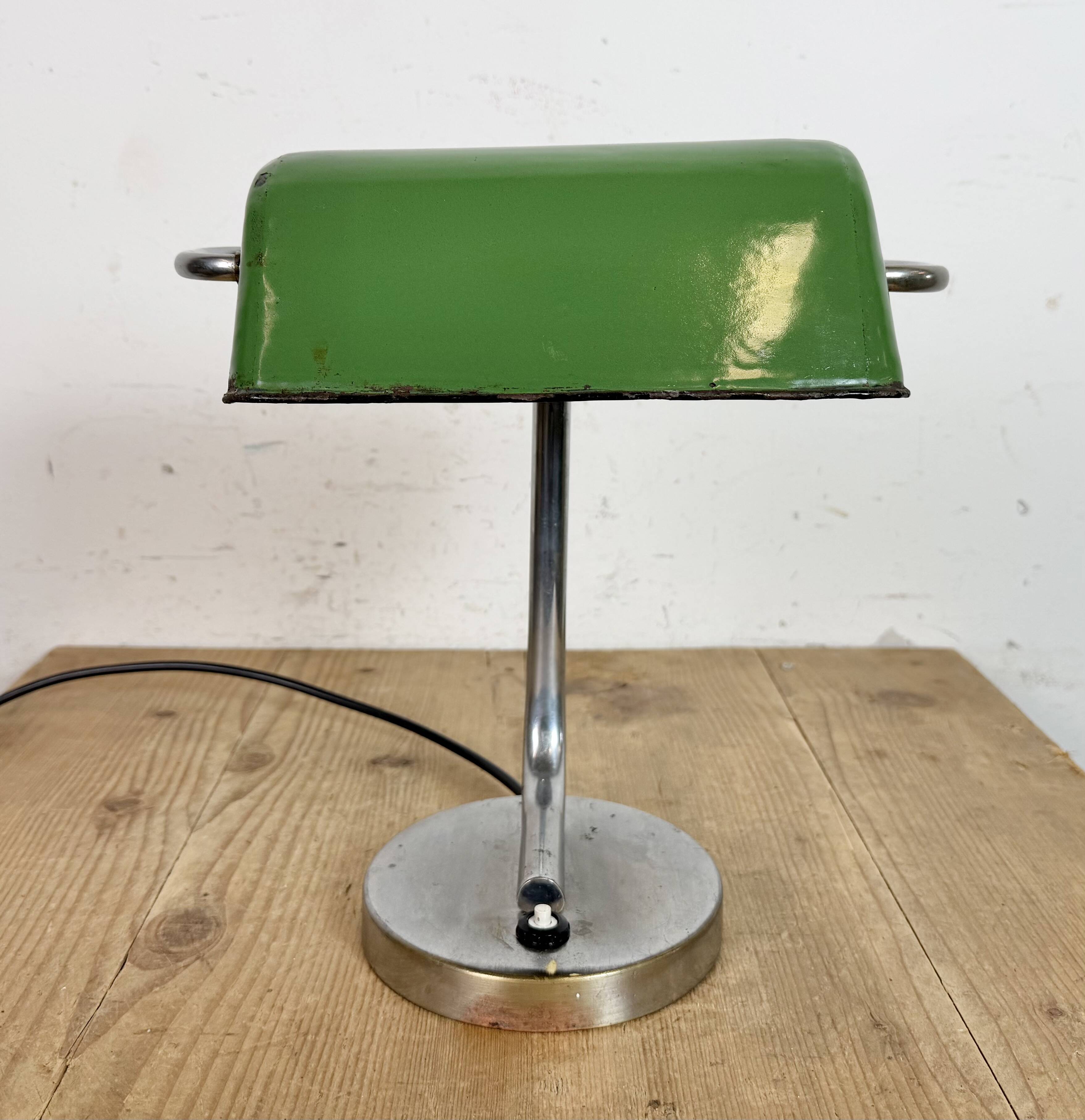 Vintage Green Enamel Banker Lamp, 1950s