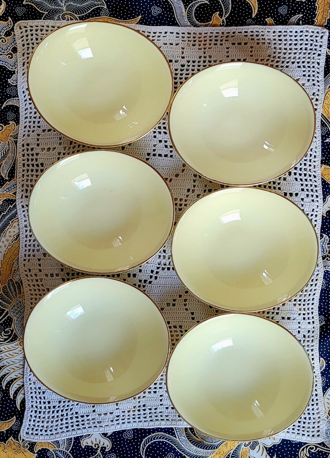 Set of 6 oval yellow hollow plates Salins model Tivoli