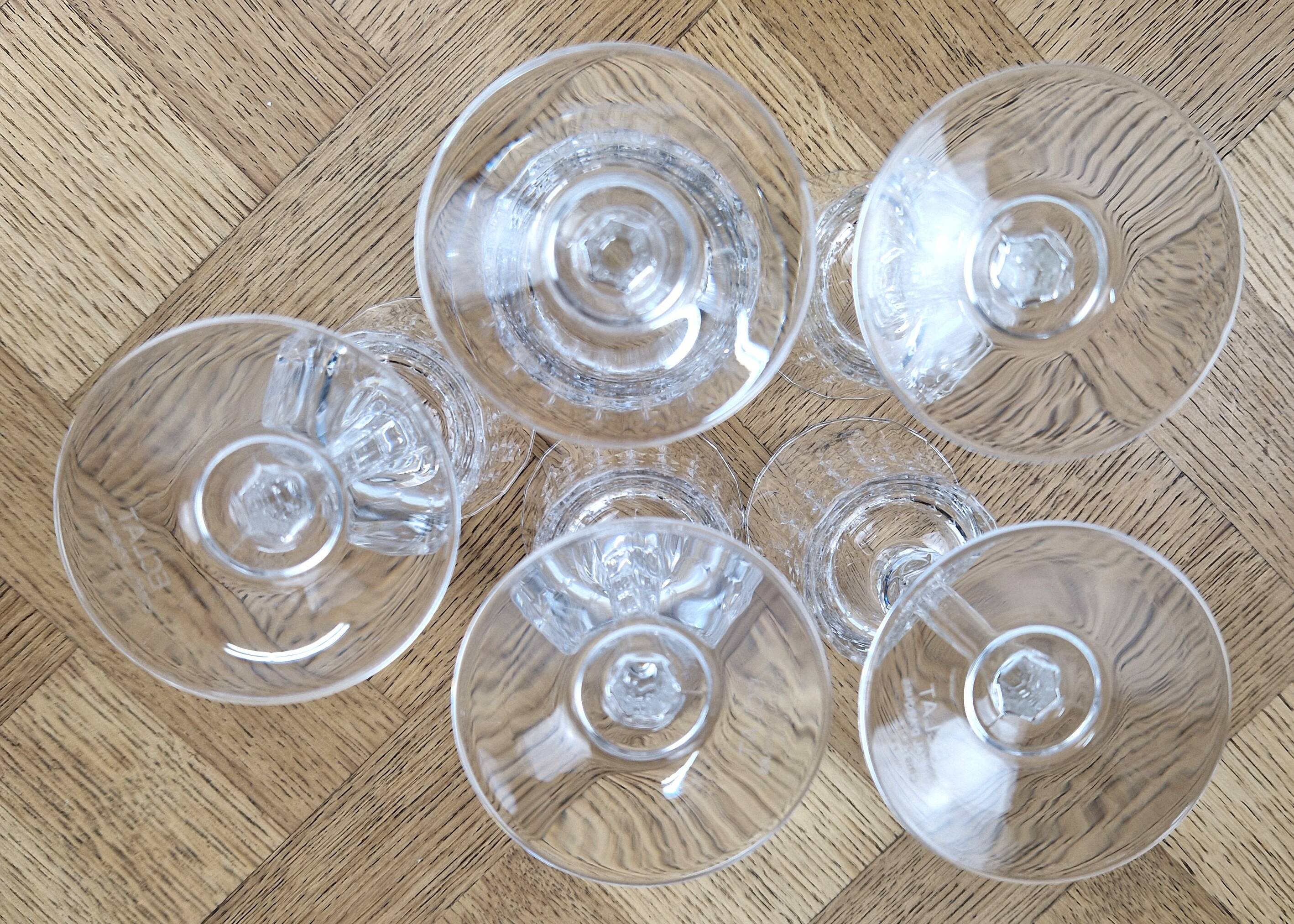 5 crystal stem glasses from Arques model Lady Diamond