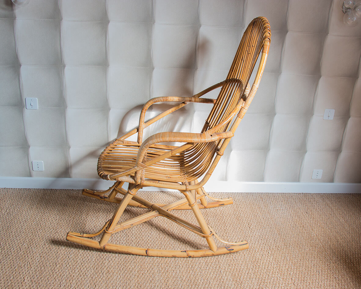 Rocking-chair en rotin