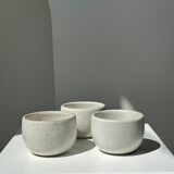 Trio of white ceramic cups D9cm