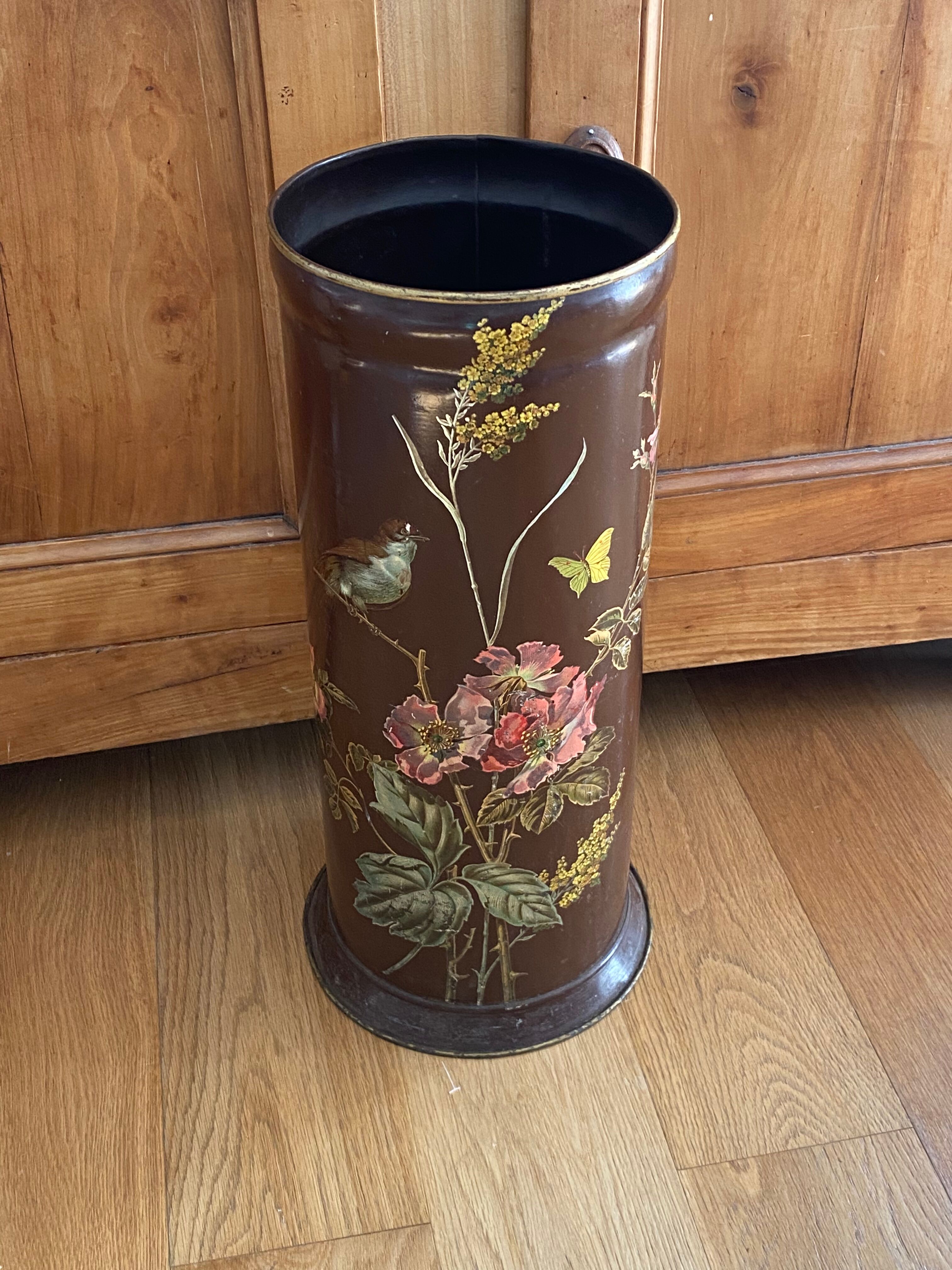 Napoleon III painted sheet metal umbrella holder