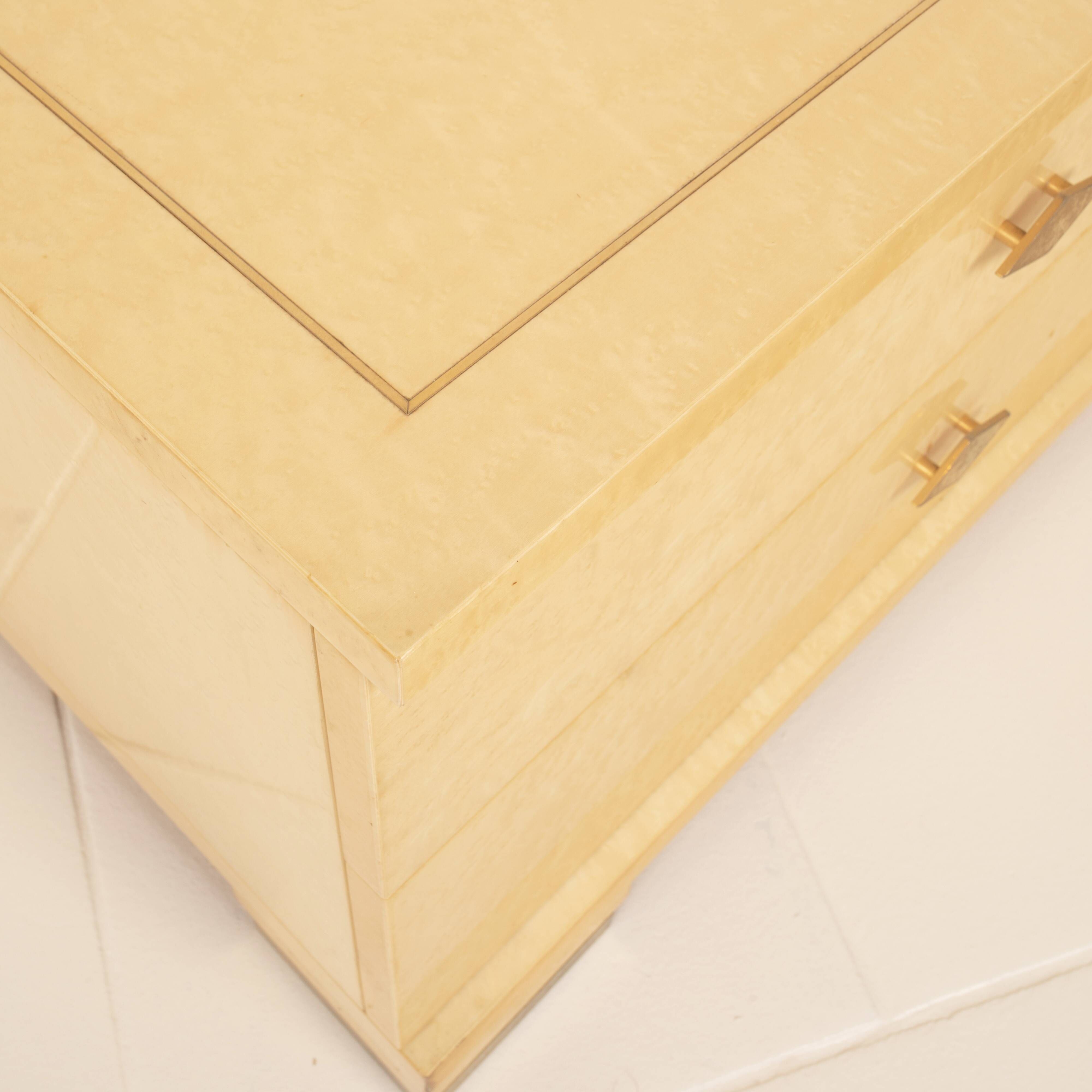Gianluigi Gorgoni Italian Maple Burl and Brass Nightstands for Fratelli Turri